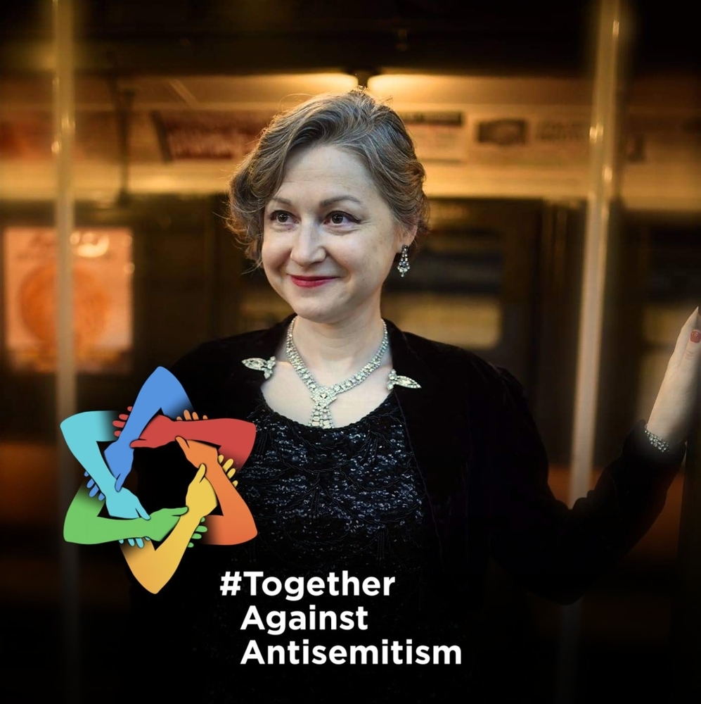 Meet your Posher, Inna